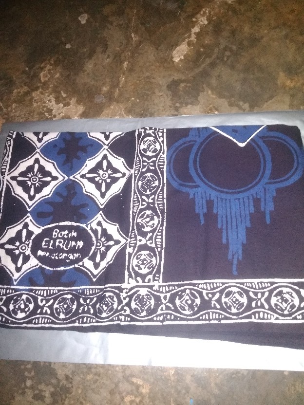 Sarung Batik Pekalongan. Motif Pintu Aceh
