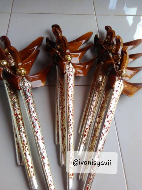 Keris Pengantin / Aksesoris Pengantin