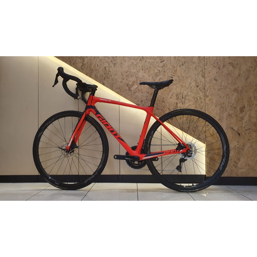 Sepeda Roadbike Giant TCR ADV 2 Discbrake Size S 2019