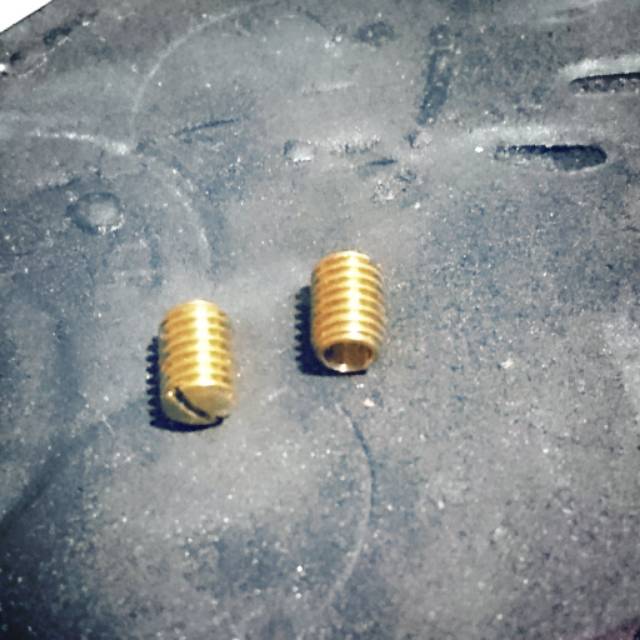 Baut saxophone screw G#