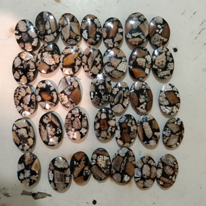 Batu jhipen sisik ular asli madura