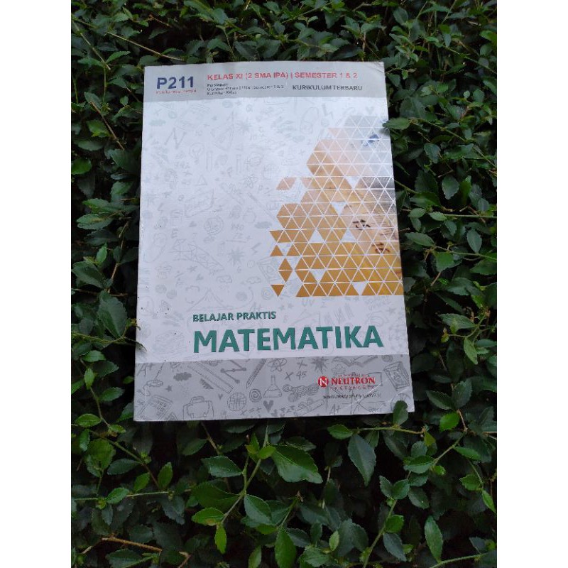 Preloved Buku Bekas Bimbel Neutron Matematika Kelas XI IPA