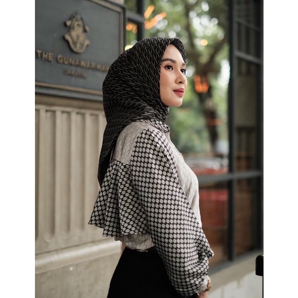 mono shirt khaki size M vanilla