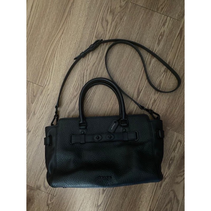 Preloved sling bag coach original