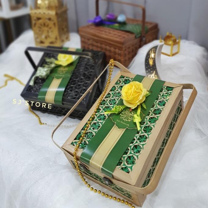

Aksesoris hiasan hampers lebaran idul fitri tempat kue kering cantik