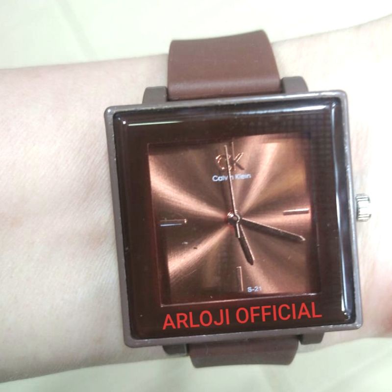 Jam tangan Square Fashion waniata