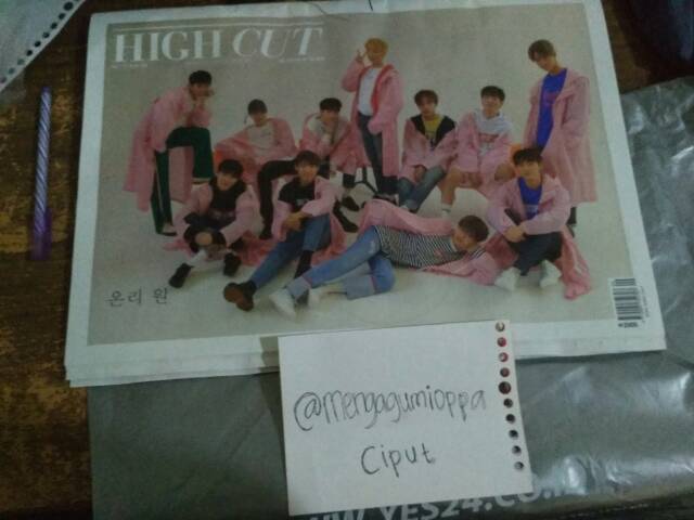 

High Cut Magazine Spesial Wanna One Edition!