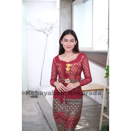 KEBAYA BALI SATU SET KEBAYA LEHER V SEMI ITALY NORVINA MOTIF KOTAK KOTAK PANJANG KEBAYA MODERN MURAH