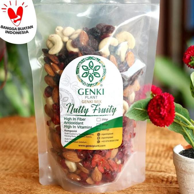 

Mixed Nut and Dried Fruit - 1 kg