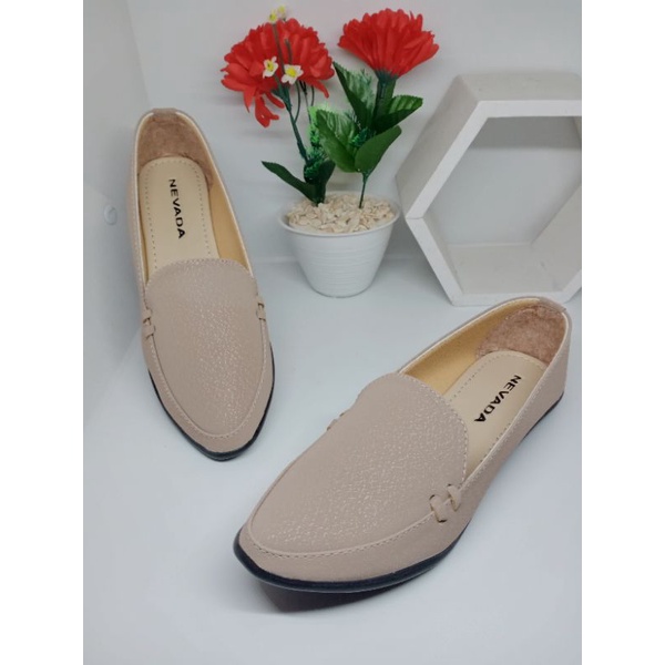 obral flatshoes wanita terbaru/sepatu wanita terbaru/sepatu kerja wanita/art PR.TL