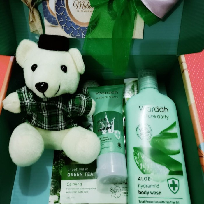 

kado birthday wedding gift parcel b - kado wardah +kotak+ kartu ucapan lebaran / ulang tahun