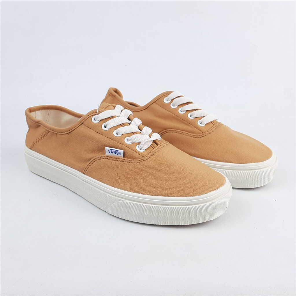 Sepatu Sneakers Vans Autentic Unisex 35-44