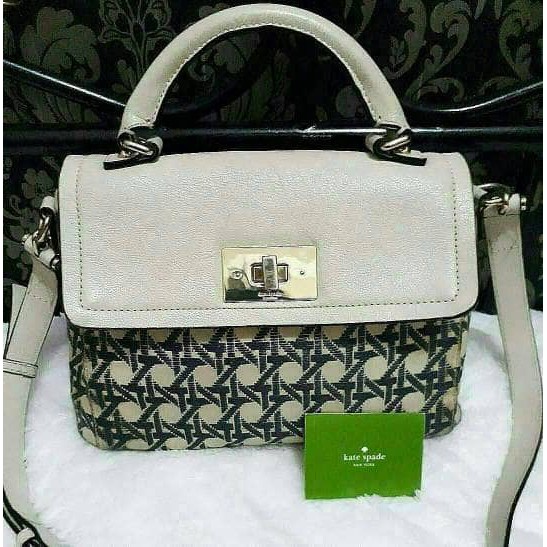 Kate Spade/ KateSpade Sling bag Original