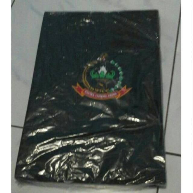 

Map beludru besar
