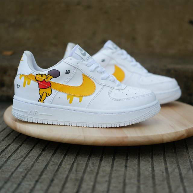 winnie the pooh af1