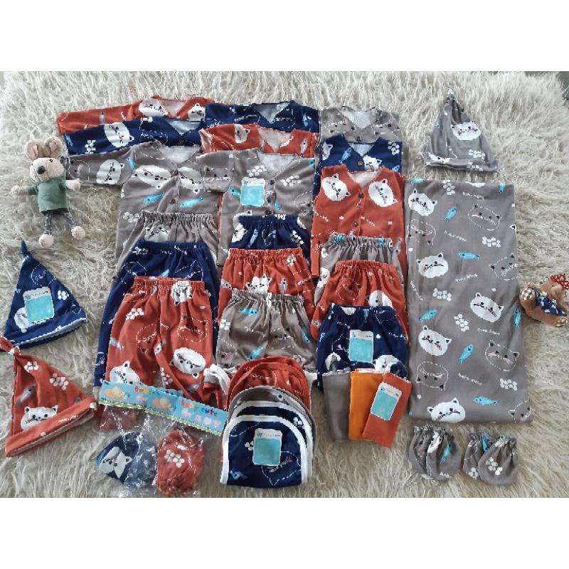 35pcs Paket Perlengkapan Baju Bayi Baru Lahir, 3-6 dan 6-12 bulan celana bayi kado topi gurita sarung tangan popok bayi Lengkap plus Swaddle Motif Printing SNI Promo 9.9