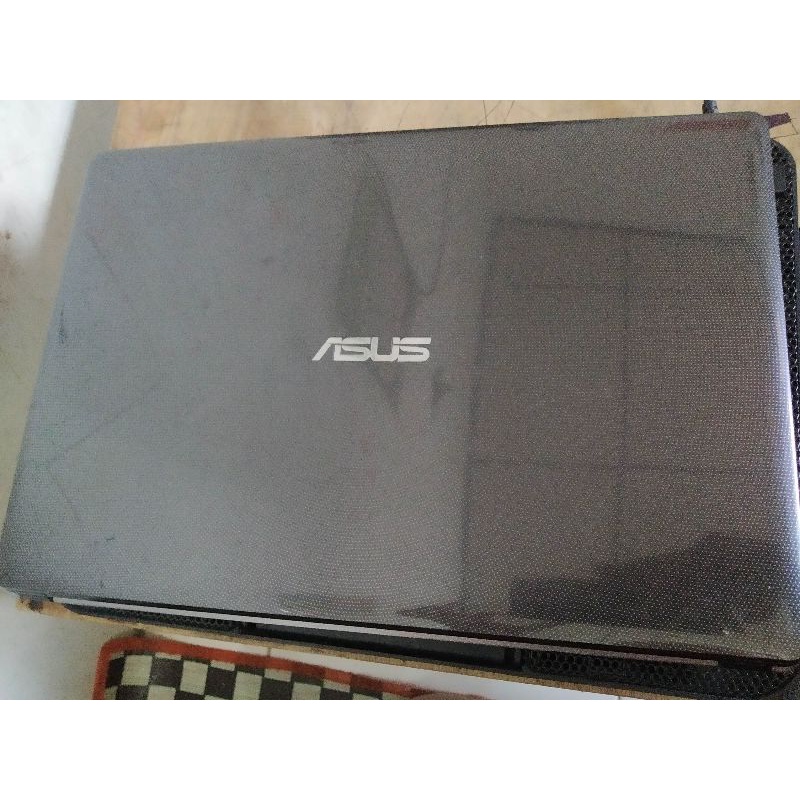 Laptop second bekas Asus X450C