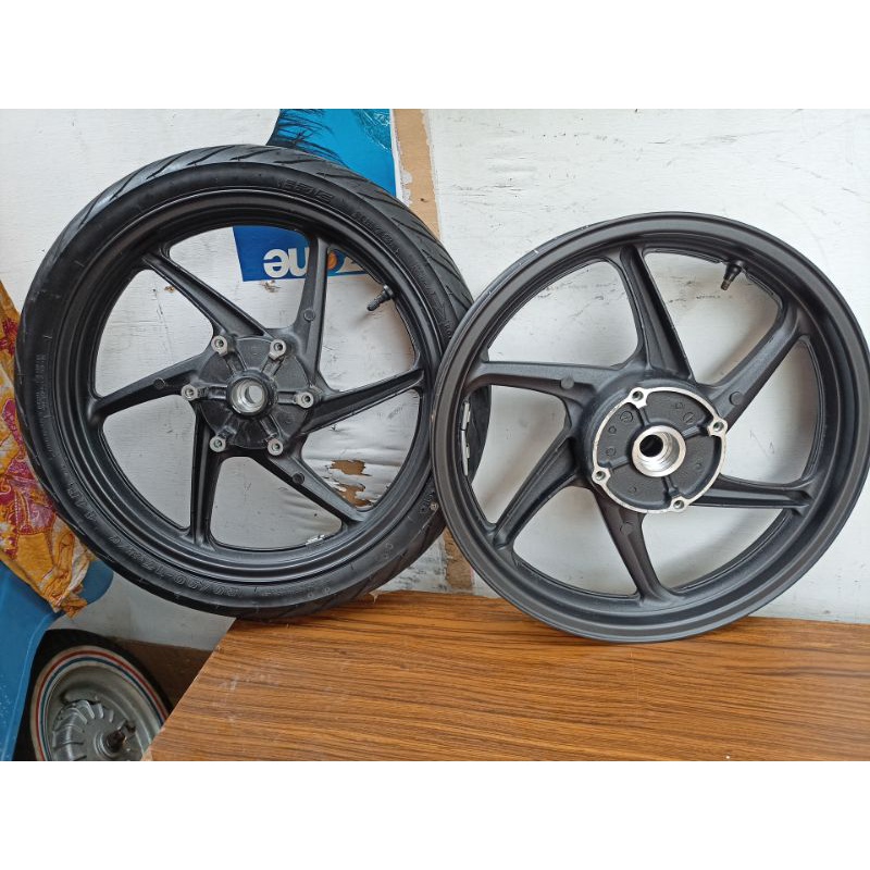 Velg pelek cb 150 old lama cb150 r racing palang original ori copotan standar kelengkapan seperti di