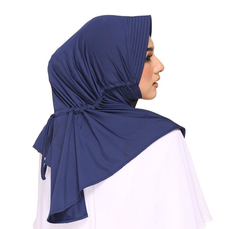 Kerudung Bergo Instan Elzatta Hitam Putih Zaria Sahara Hijab Serut Belakang Jilbab Instant Polos-Navy