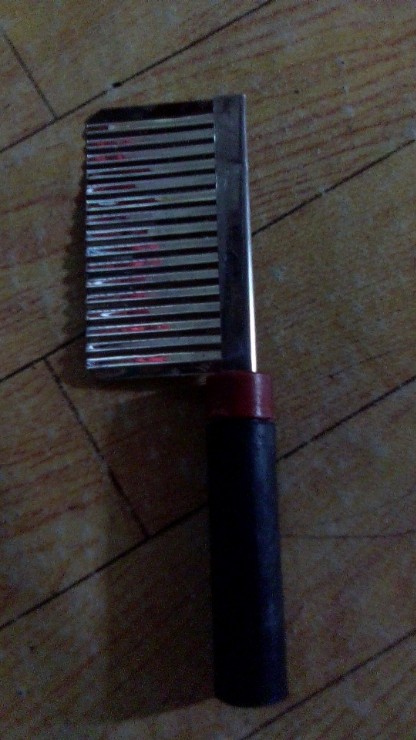 Gobed Pemotong Kentang Pisau Gelombang Gagang