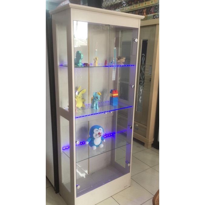 Lemari Rak Pajangan Minimalis