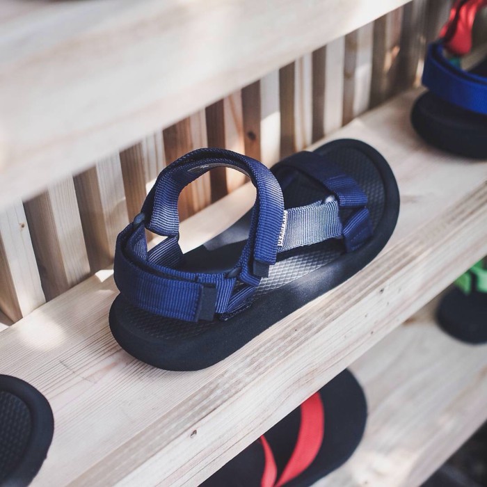 bearpath sandal gunung karimata