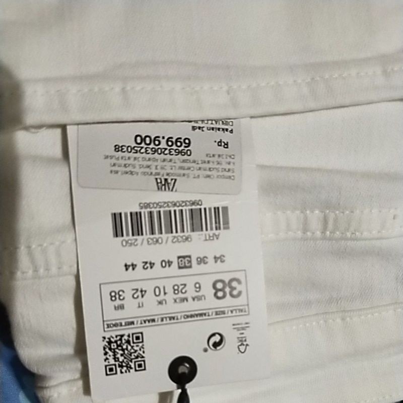 sold out offline flared jeans ZARA WHITE