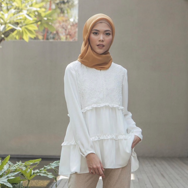 Lana blouse by wearing klamby