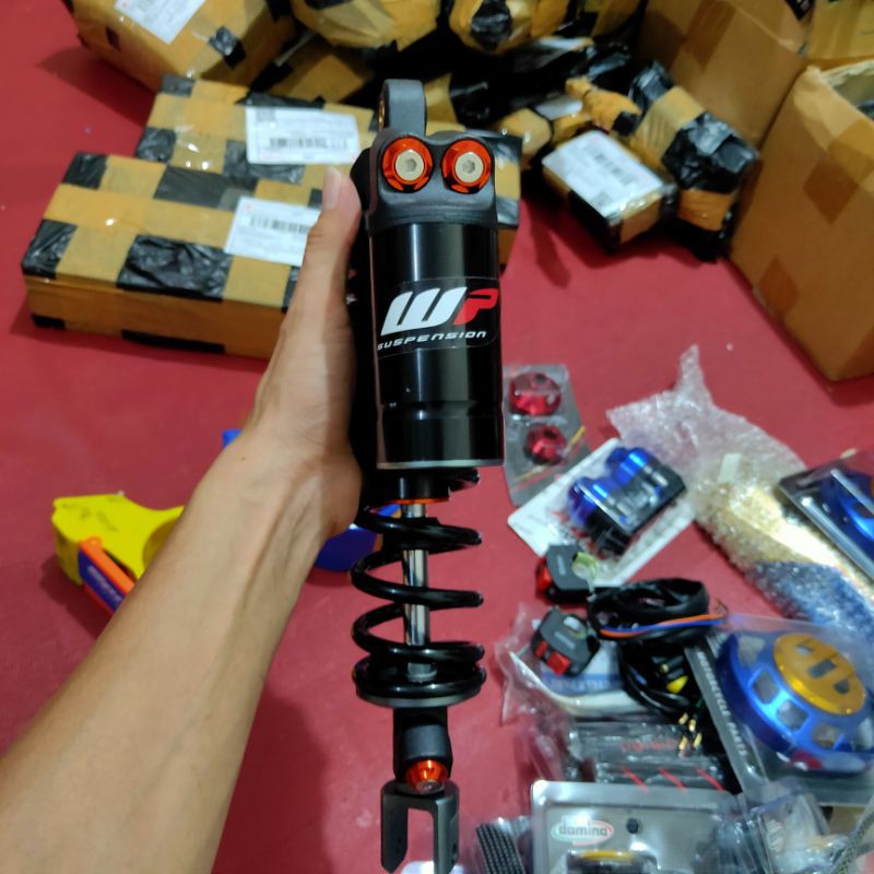 Shock model WP 330 310 Mio Beat Vario 125 150 new Scoopy new Fino Xeon Shockbreaker Tabung belakang