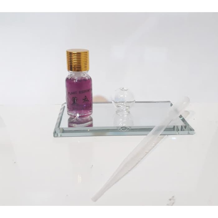 MINIATUR PAJANGAN MOBIL BONEKA 0736