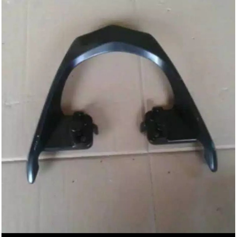 Behel jok belakang supra x 125 batman