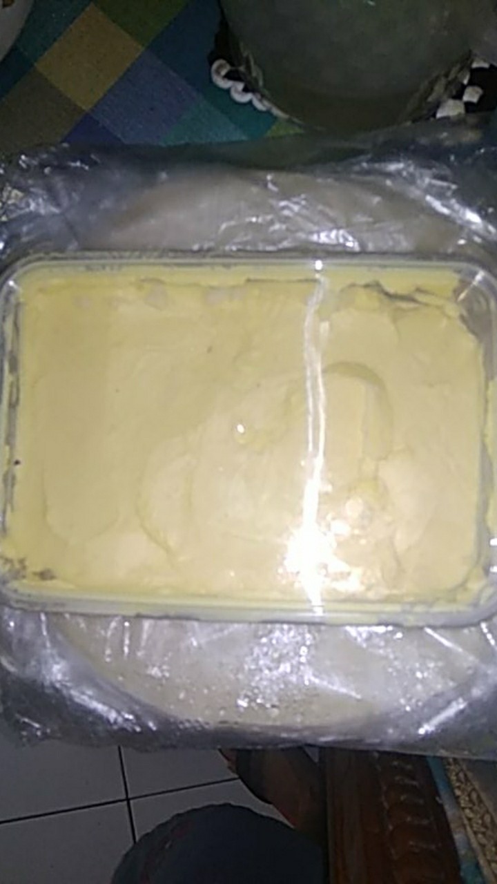 Margarin 500 Gram Wangi Kemasan Thin Wall Ya