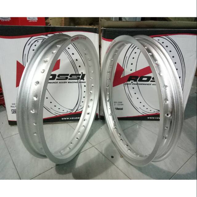 Velg Rossi 160 185 Sepasang Ring 17 Atau 18 SILVER