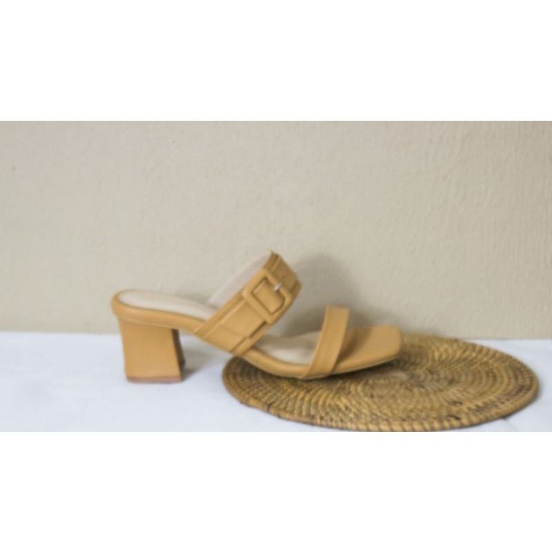 Sandal hak tahu wanita 5cm bandua gesper