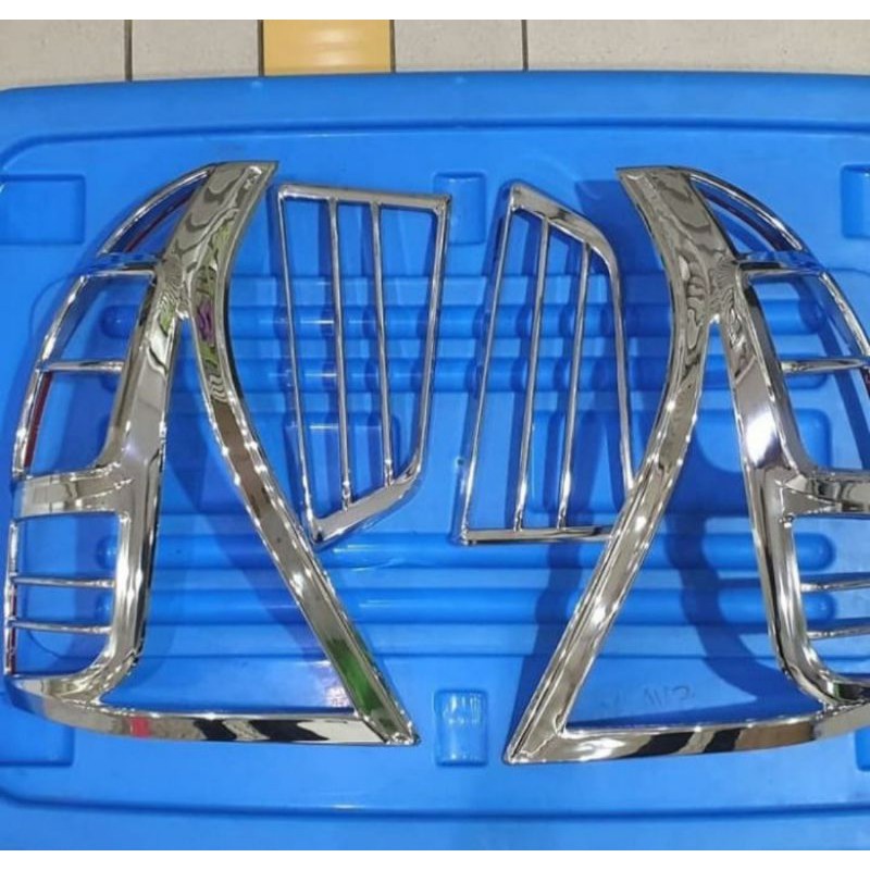 Garnish Lampu All New Avanza 2016-2018