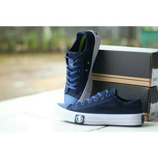 SEPATU CONVERSE MONO DRAGON PRIA/ WANITA