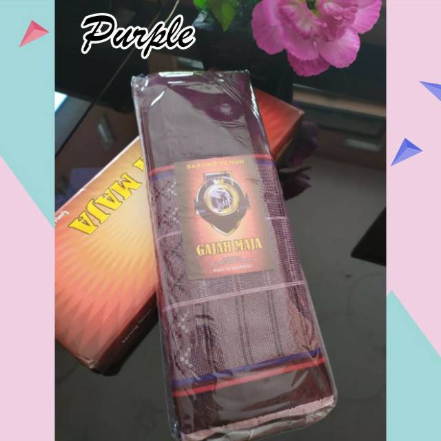 Sarung tenun Gajah Maja