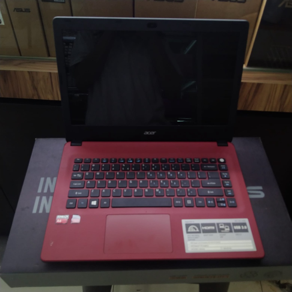 Laptop Leptop Second Bekas ACER ES1-421 RAM 4GB HDD 500GB AMD A4 QUAD CORE Zoom Siap Pakai