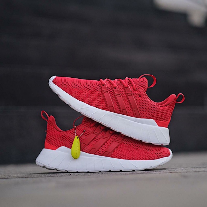 Adidas Questar Flow “Red White”