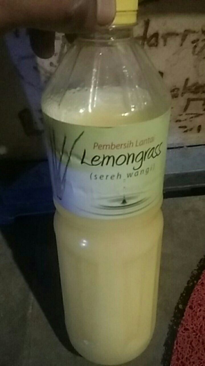 Pembersih Lantai Lemongrass Sereh Wangi