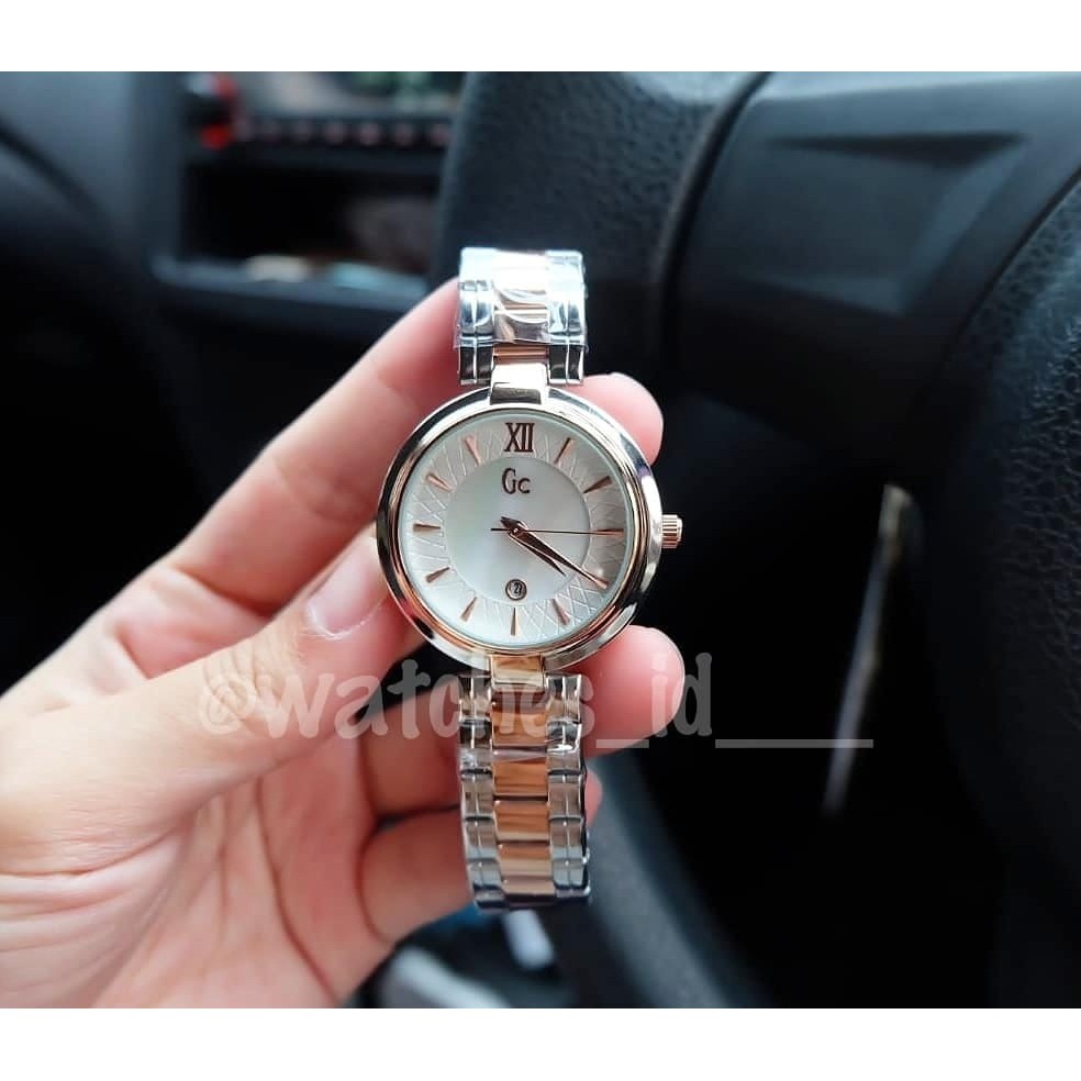 Jam Tangan GC 0748 LG