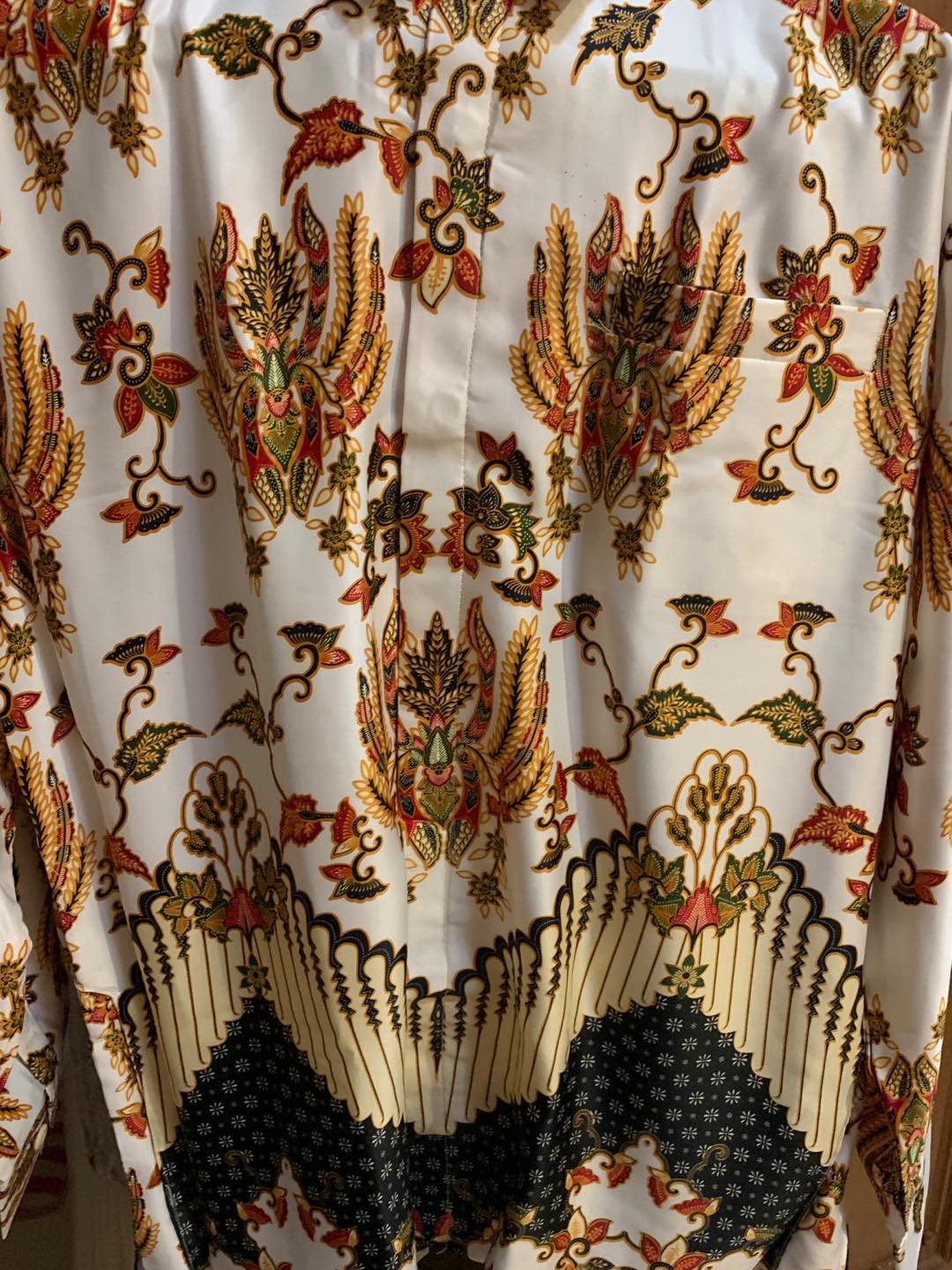 Kemeja Batik Semi Sutra Shyntetic Premium Exclusive Puring Istimewa Bahu Pakai Busa
