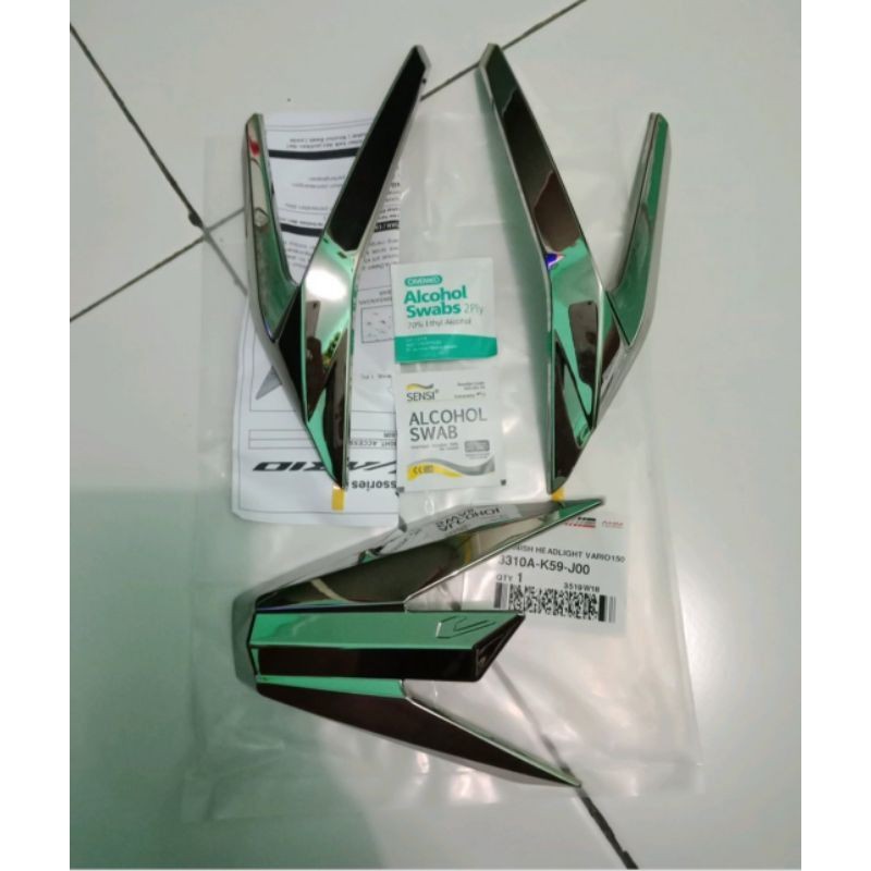 Paket garnis headlamp dan knalpot Honda Vario 125/150 original