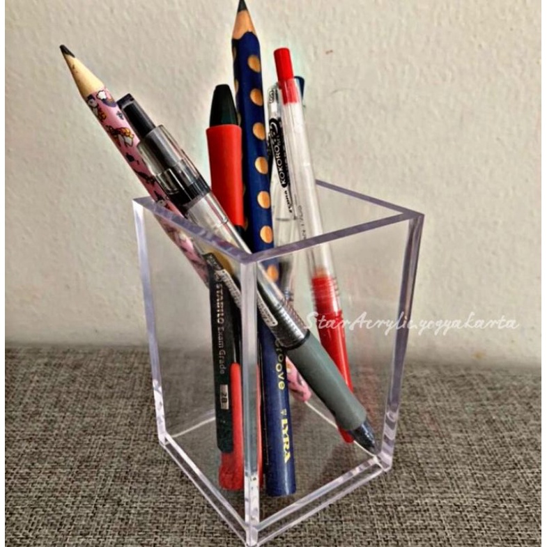 

Tempat / Kotak / Vas Serba Guna / Alat Tulis / Pulpen / Pensil / Kuas Akrilik Transparan / Aesthetic Acrylic Desk Set / Stationery / Pen