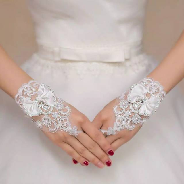 Sarung tangan pengantin / Wedding glove