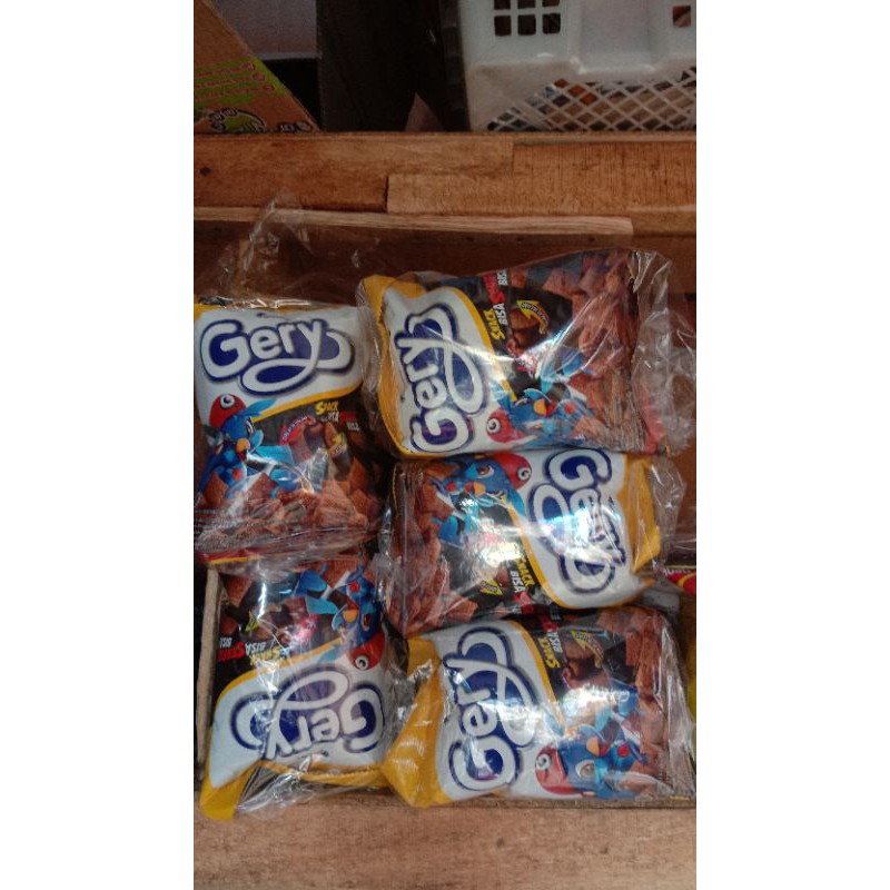 

Gery Snack dan sereal bantal coklat isi 5 PAC×30 g