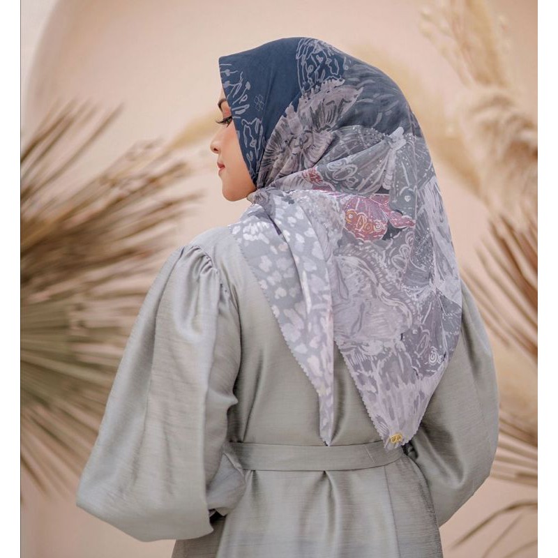 SALE Buttonscarves Farsha Navy