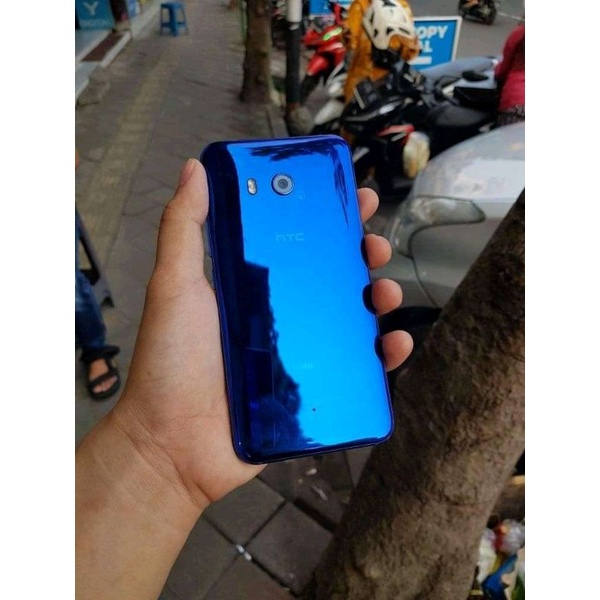 Htc U11 ram 4/64 second