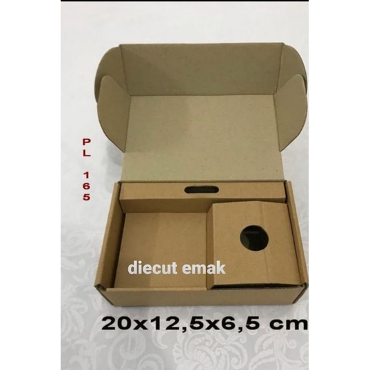 

Kardus box uk. 20x12,5x6,5 cm Kotak Karton Die Cut