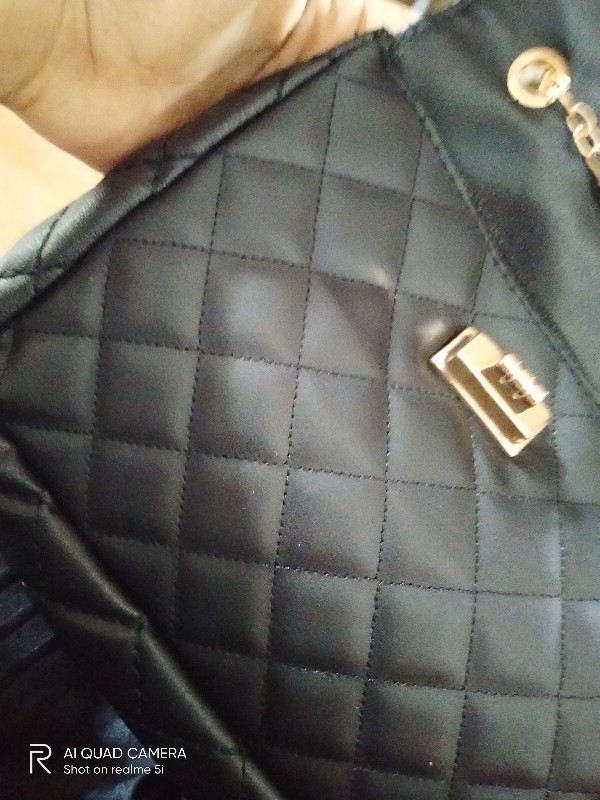 Tas Selempang Wanita Rantai MEGA Shopee Indonesia